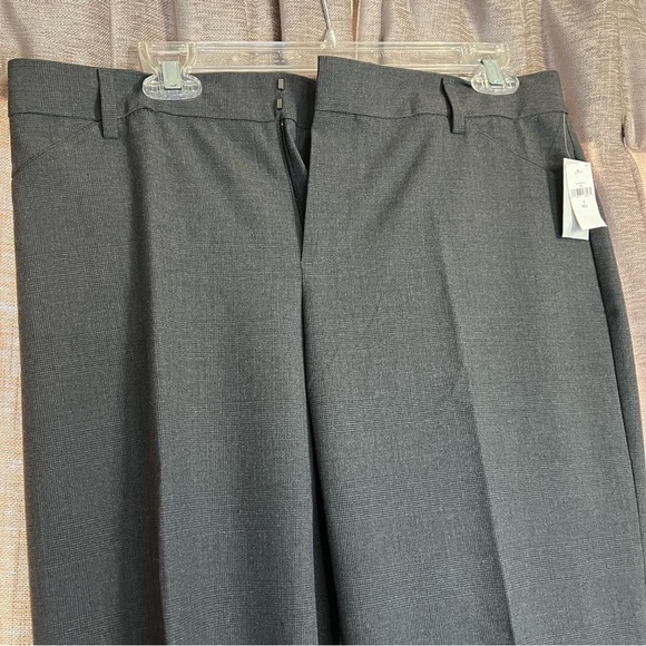 NWT Gap The Perfect Trouser Gray Plaid Flared Trouser Size 8 - Picture 9 of 16